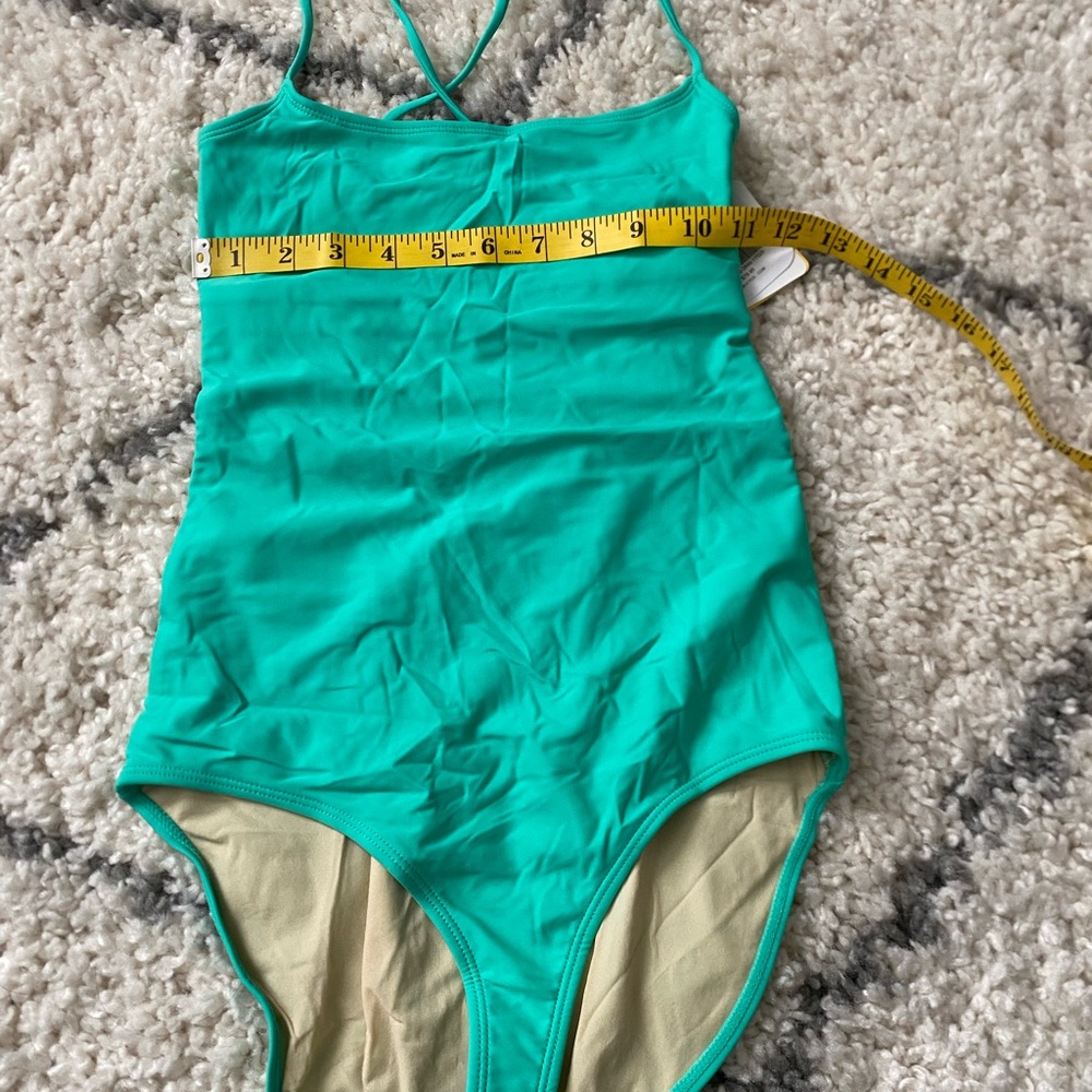 Fabletics Liza One-Piece - Picture 7 of 9